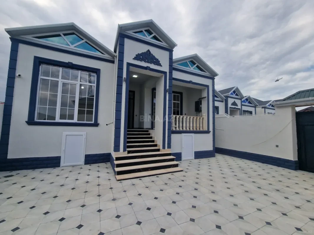 Satılır 4 otaqlı həyət evi 125 m²