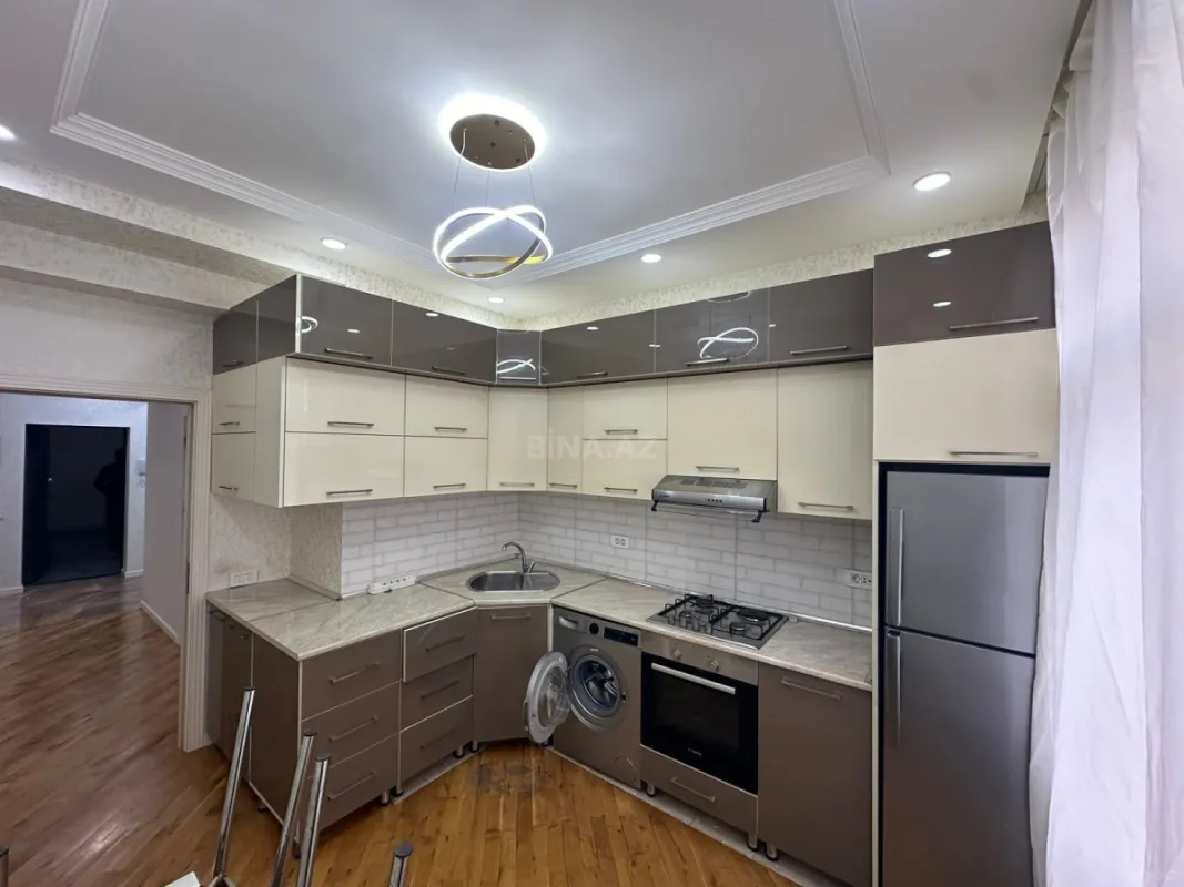 Kirayə verilir 3 otaqlı mənzil 105 m²
