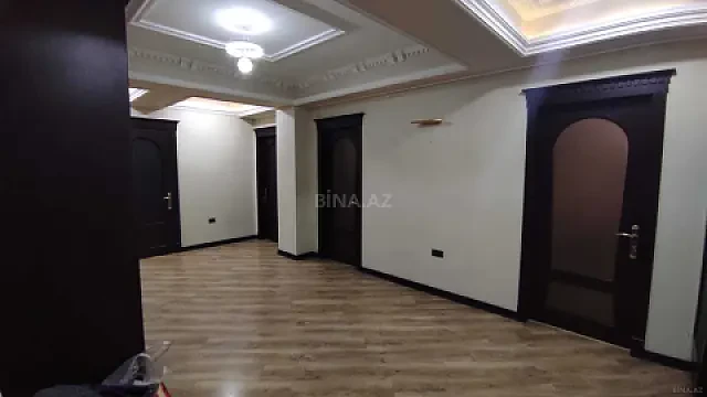Kirayə verilir 3 otaqlı mənzil 120 m² — Bakı 3 otaq 120.00 m²