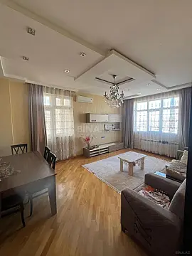 Kirayə verilir 2 otaqlı mənzil 80 m²