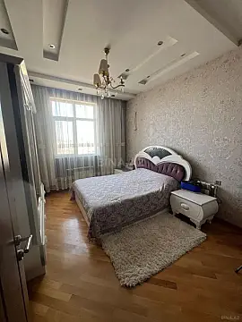 Kirayə verilir 2 otaqlı mənzil 80 m²