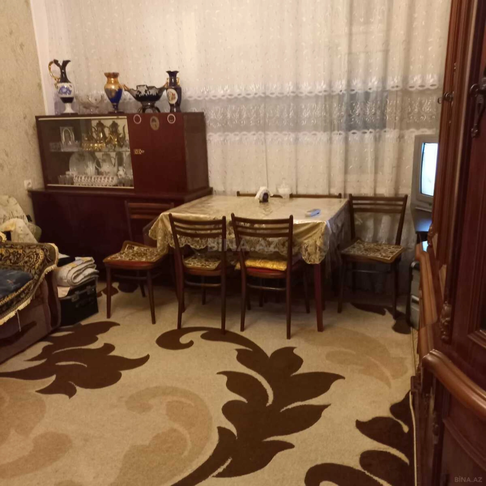 Satılır 4 otaqlı mənzil 95 m²