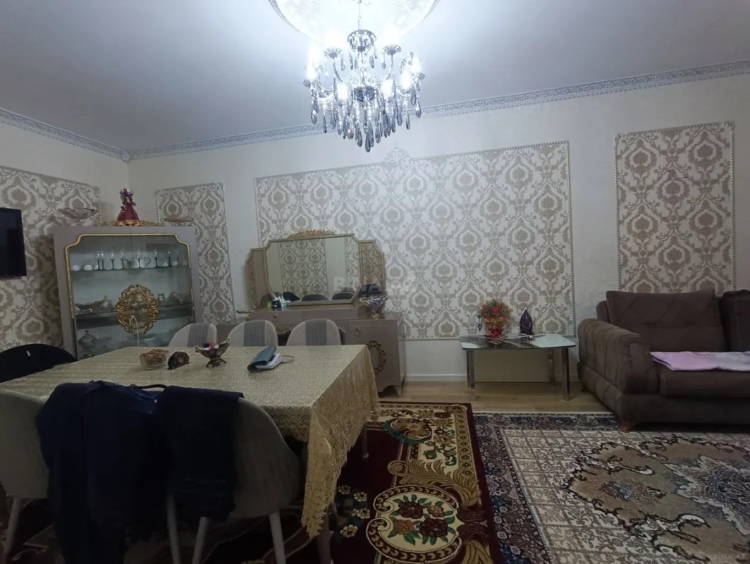 Satılır 4 otaqlı həyət evi 130 m²