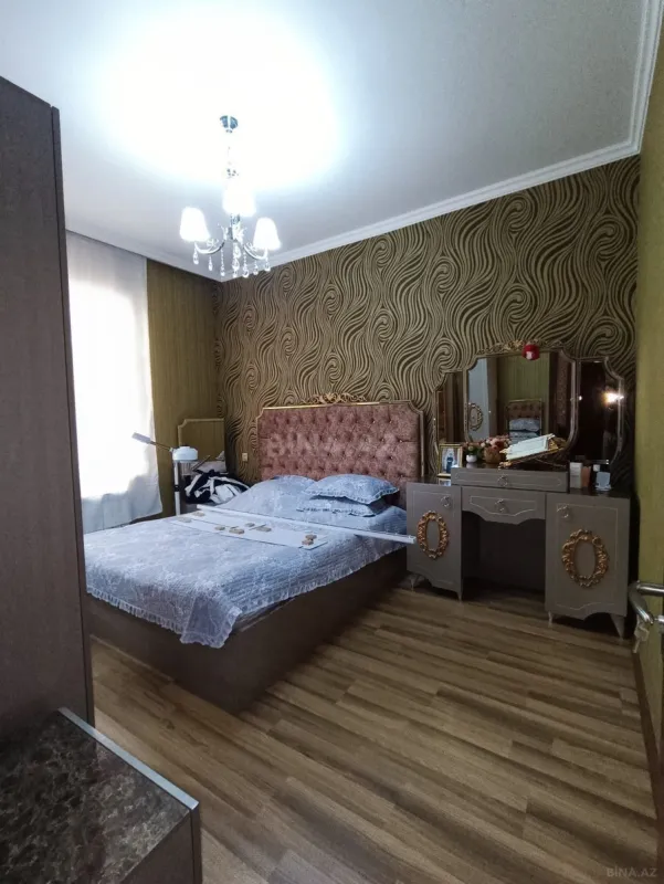 Satılır 4 otaqlı həyət evi 130 m²