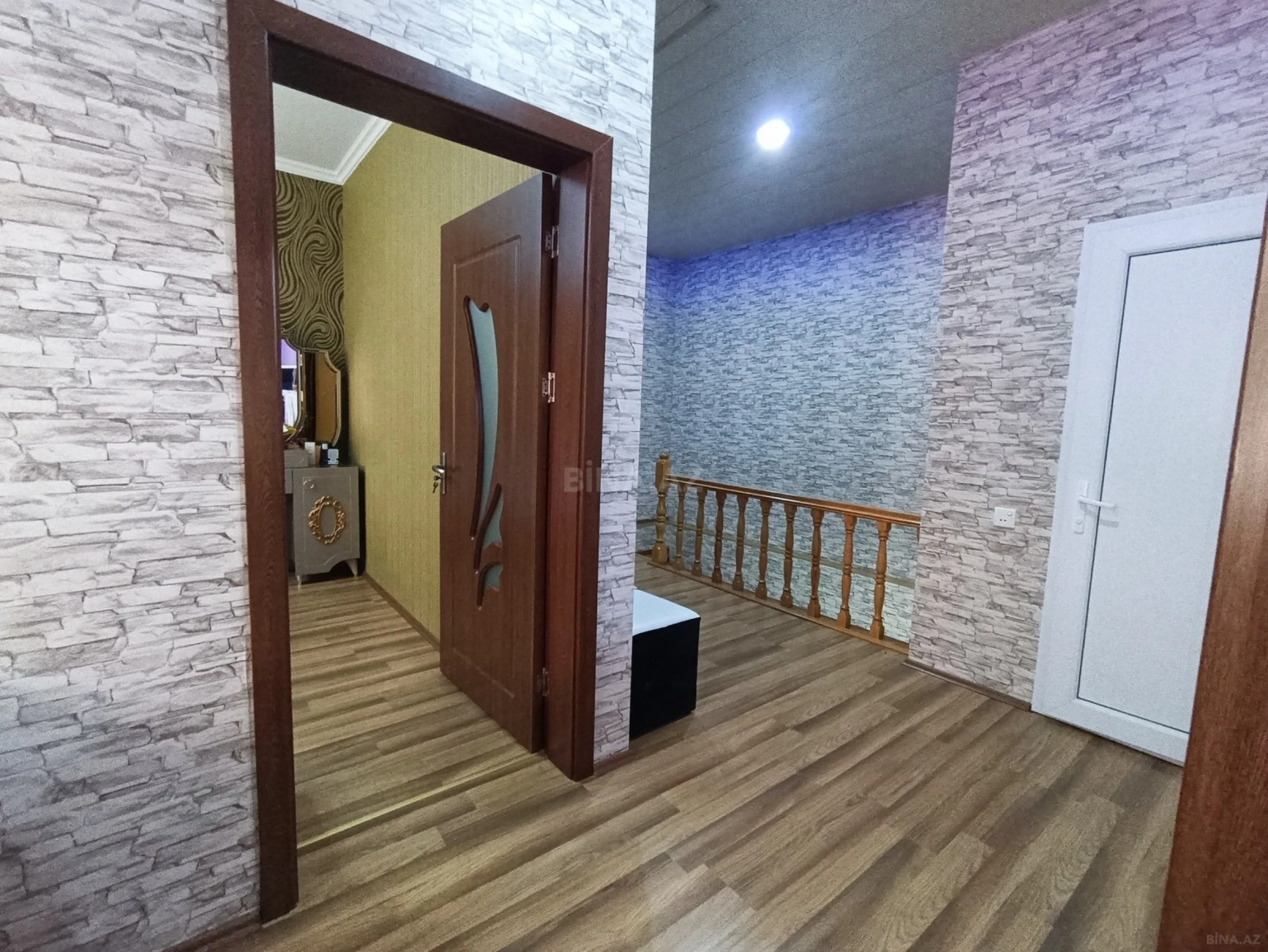Satılır 4 otaqlı həyət evi 130 m²