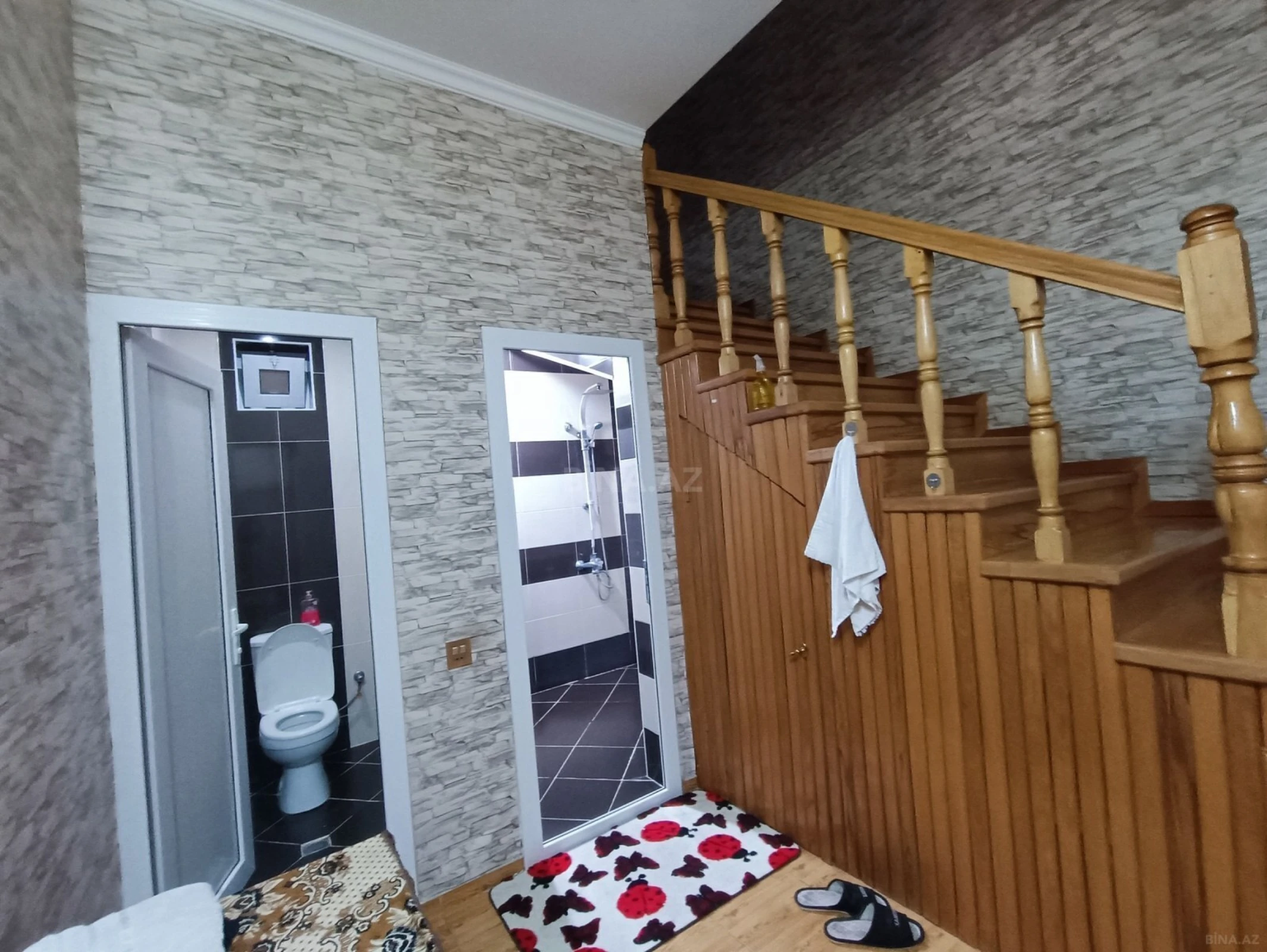 Satılır 4 otaqlı həyət evi 130 m²