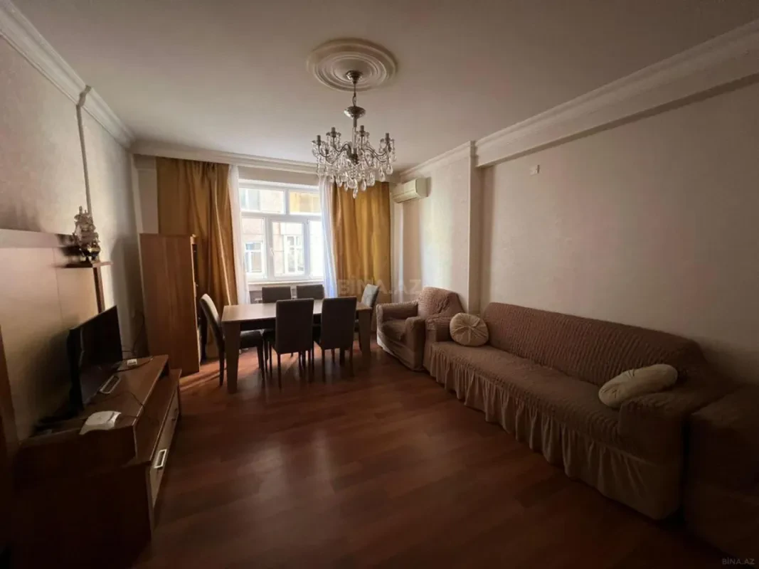 Kirayə verilir 3 otaqlı mənzil 115 m²