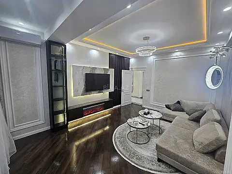 Satılır 2 otaqlı mənzil 75 m² — Bakı, Bakıxanov 2 otaq 75.00 m²
