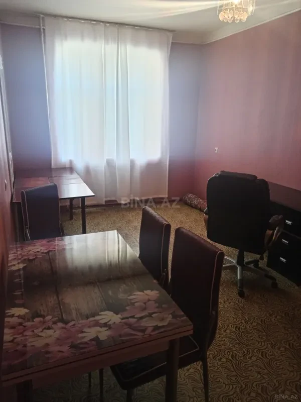 Kirayə verilir 2 otaqlı mənzil 70 m²