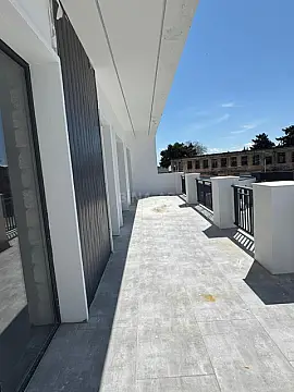 Satılır 5 otaqlı həyət evi 198.2 m²