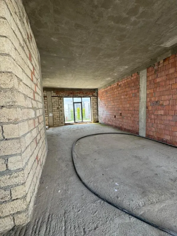 Satılır 5 otaqlı həyət evi 198.2 m²