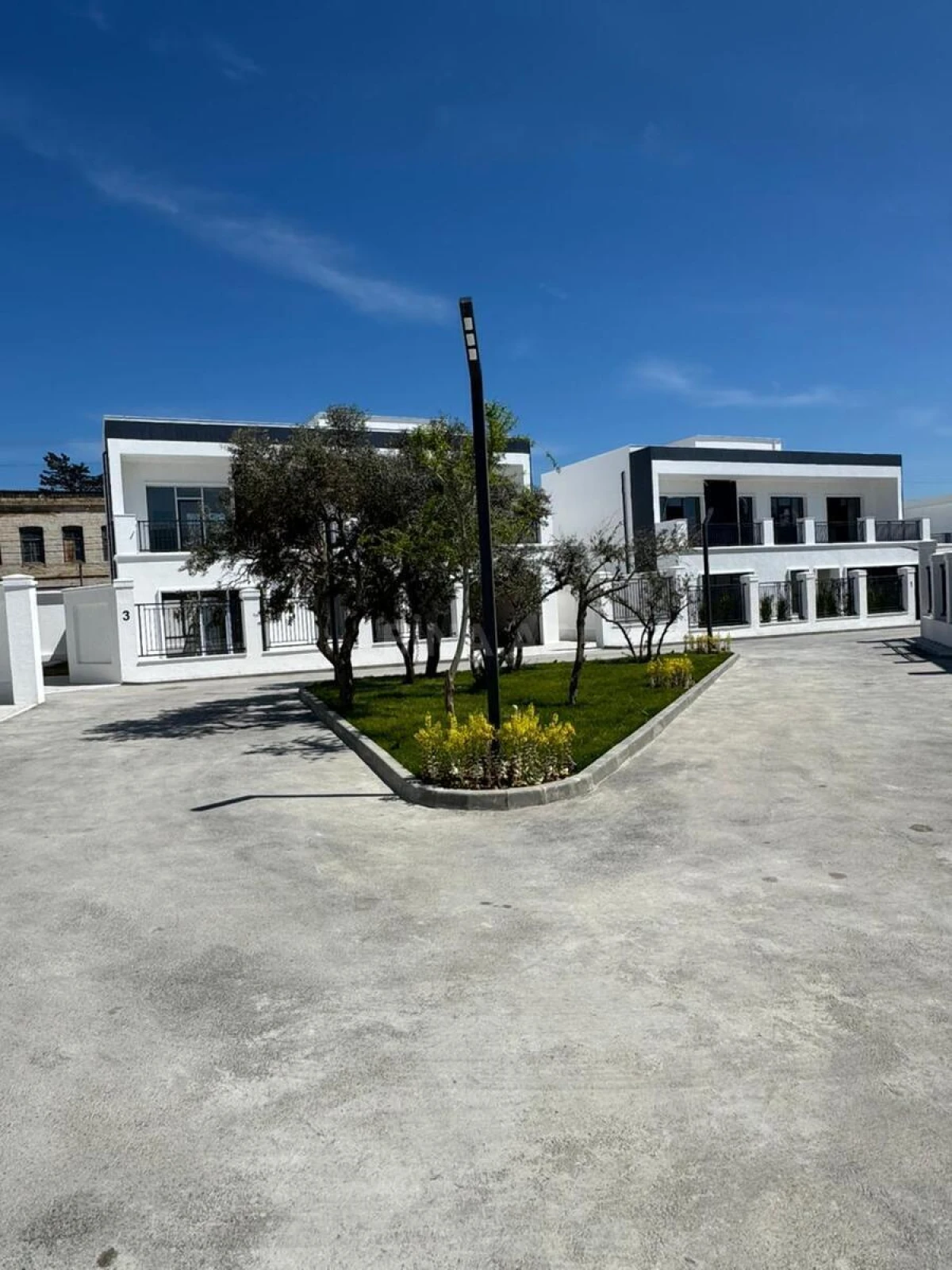 Satılır 5 otaqlı həyət evi 198.2 m²