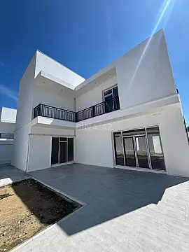 Satılır 5 otaqlı həyət evi 198.2 m²