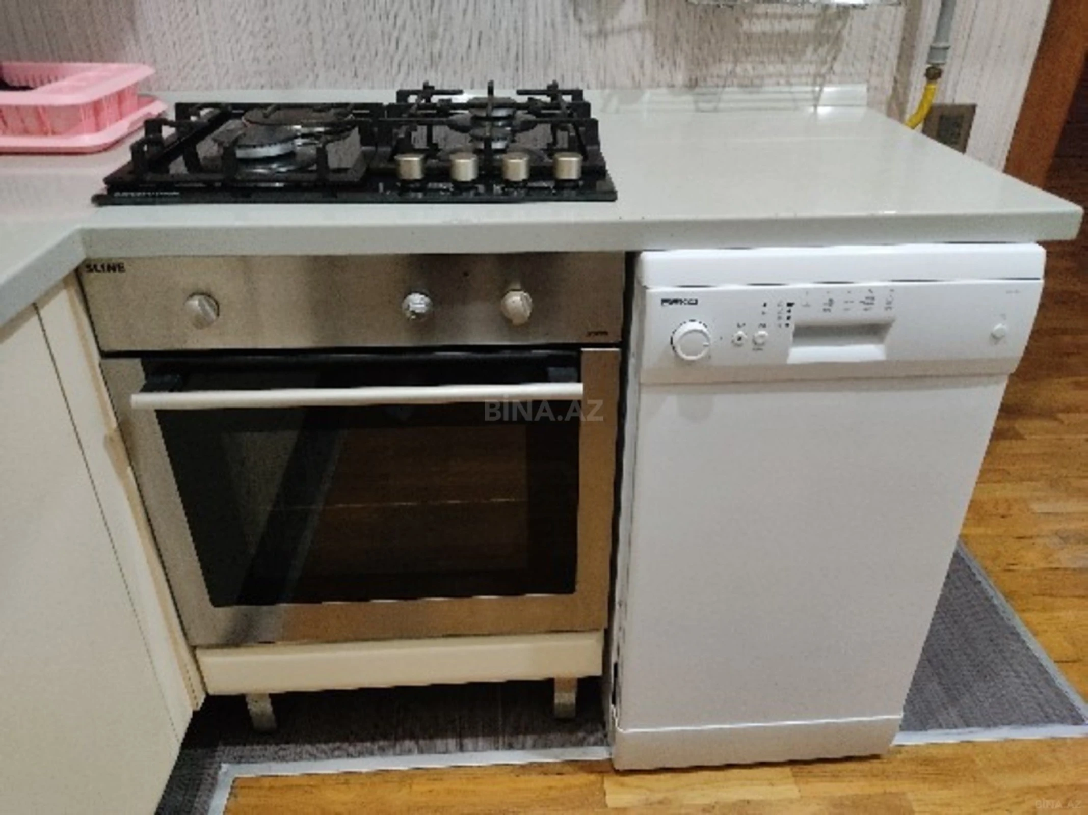 Kirayə verilir 2 otaqlı mənzil 70 m²