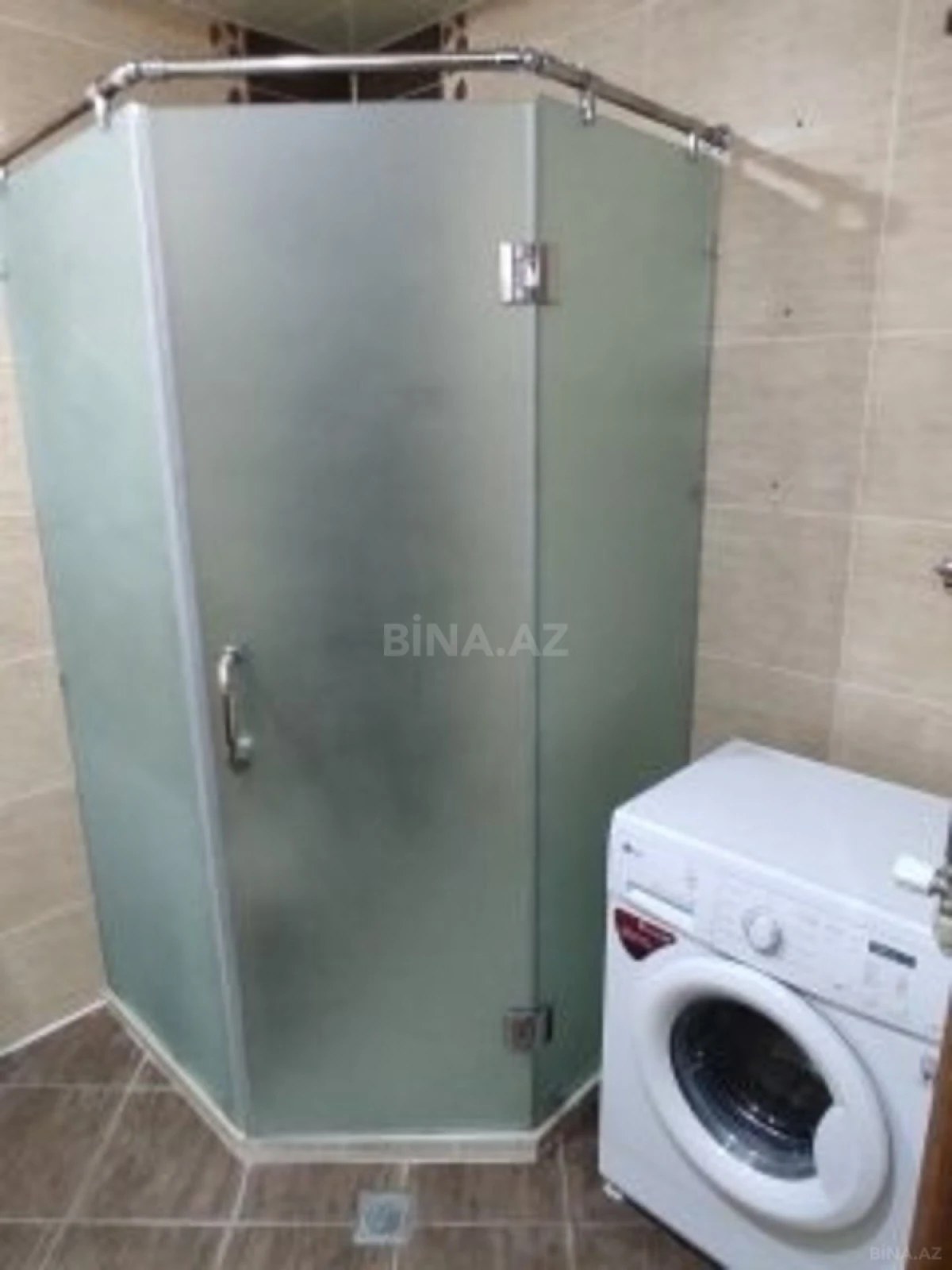 Kirayə verilir 2 otaqlı mənzil 70 m²