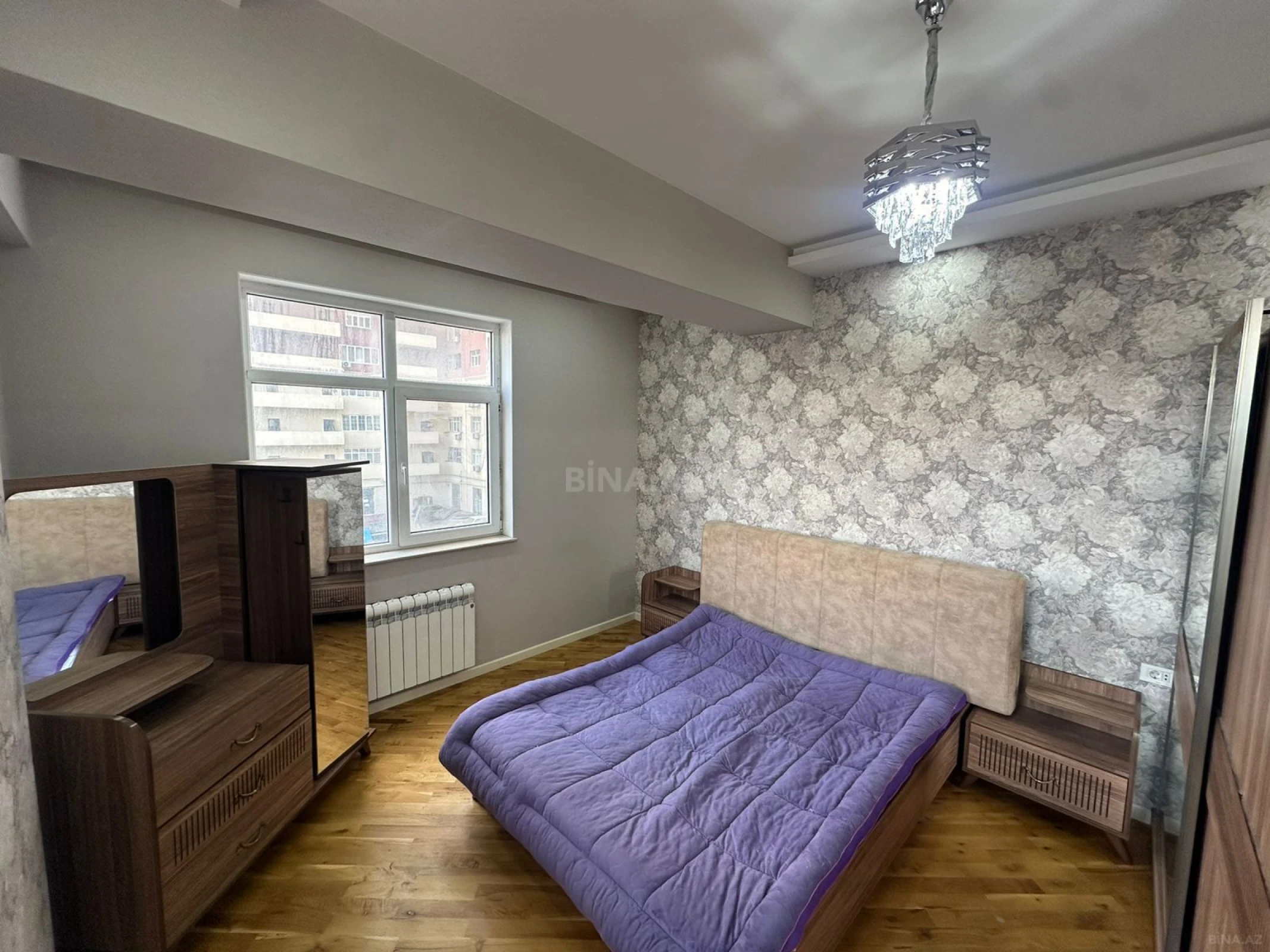 Kirayə verilir 3 otaqlı mənzil 105 m²