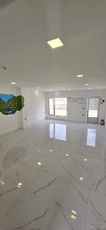 Kirayə verilir 10 otaqlı həyət evi 400 m²