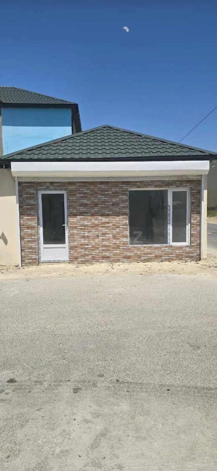 Kirayə verilir 10 otaqlı həyət evi 400 m²