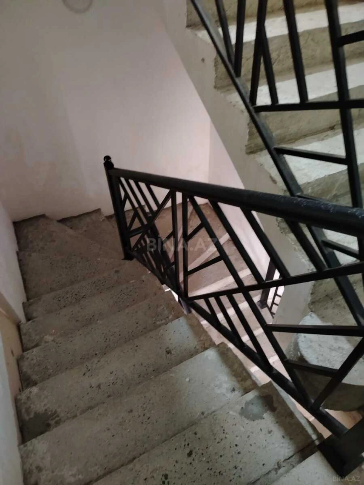 Kirayə verilir 10 otaqlı həyət evi 400 m²