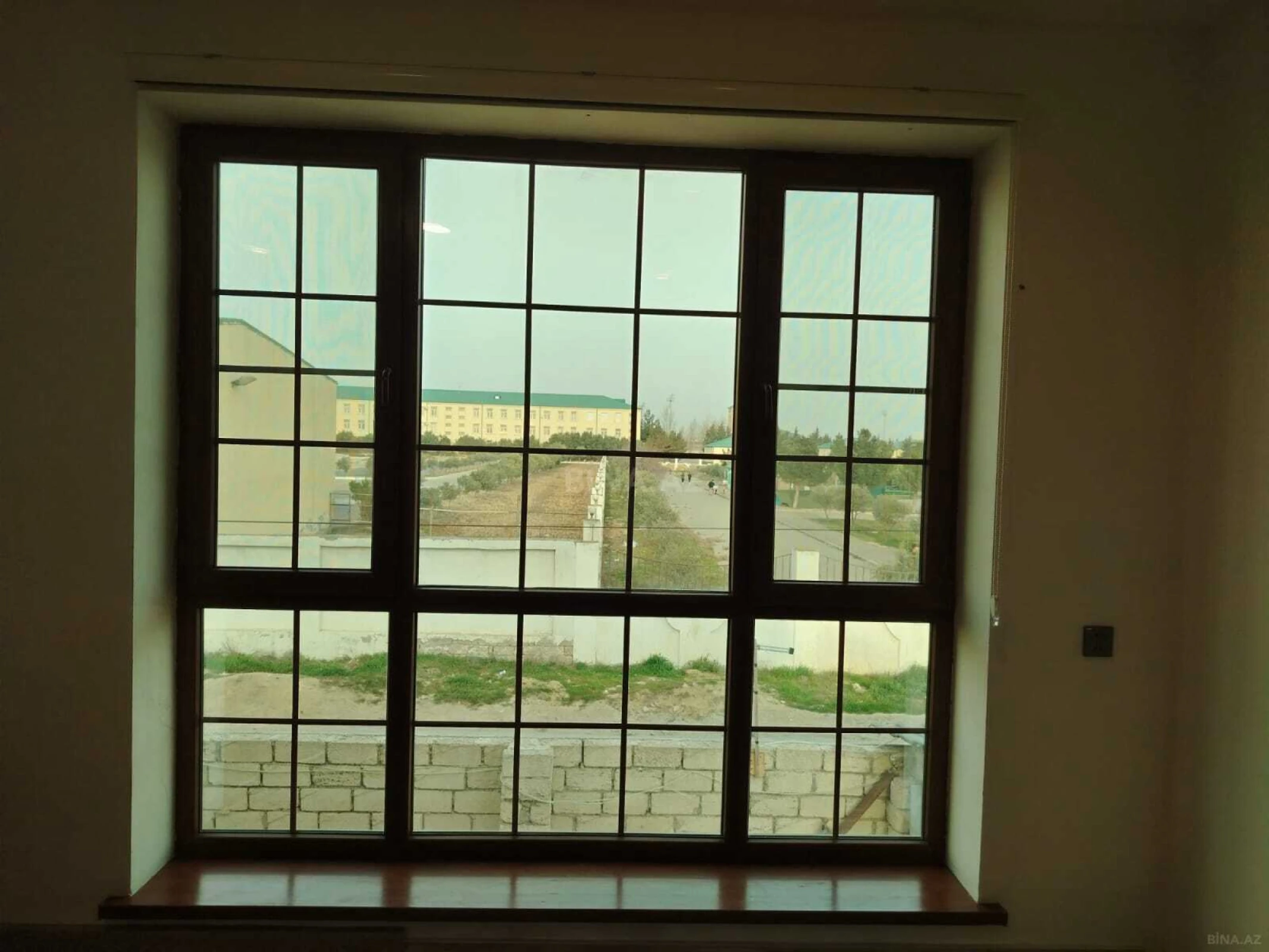 Kirayə verilir 10 otaqlı həyət evi 400 m²