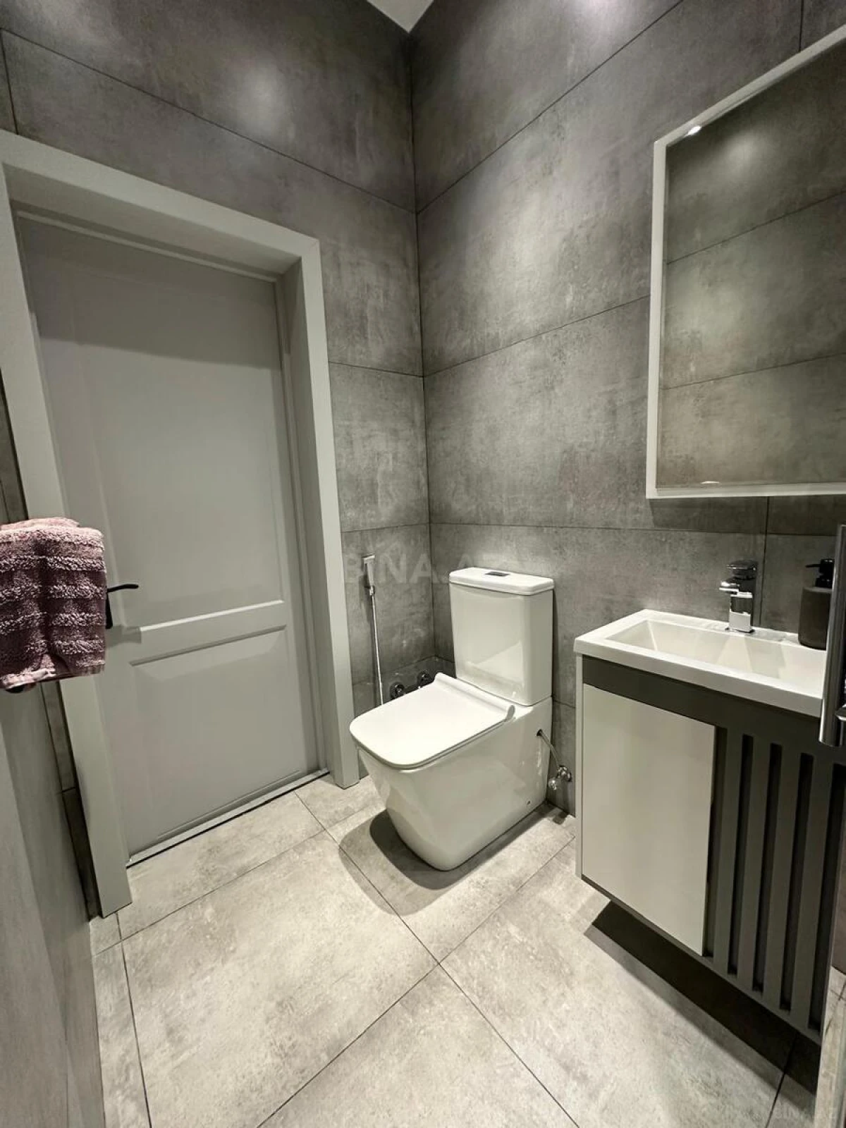 Kirayə verilir 5 otaqlı həyət evi 250 m²