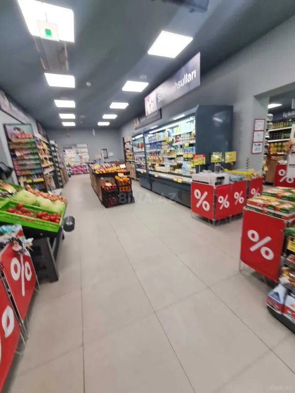 Satılır obyekt 325 m²