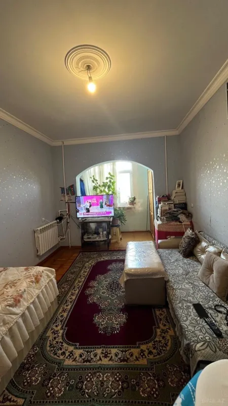 Satılır 2 otaqlı mənzil 60 m²