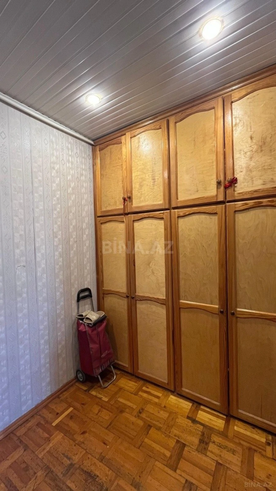 Satılır 2 otaqlı mənzil 60 m²