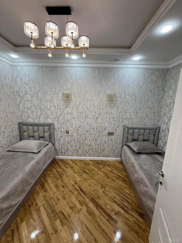 Kirayə verilir 4 otaqlı mənzil 190 m²