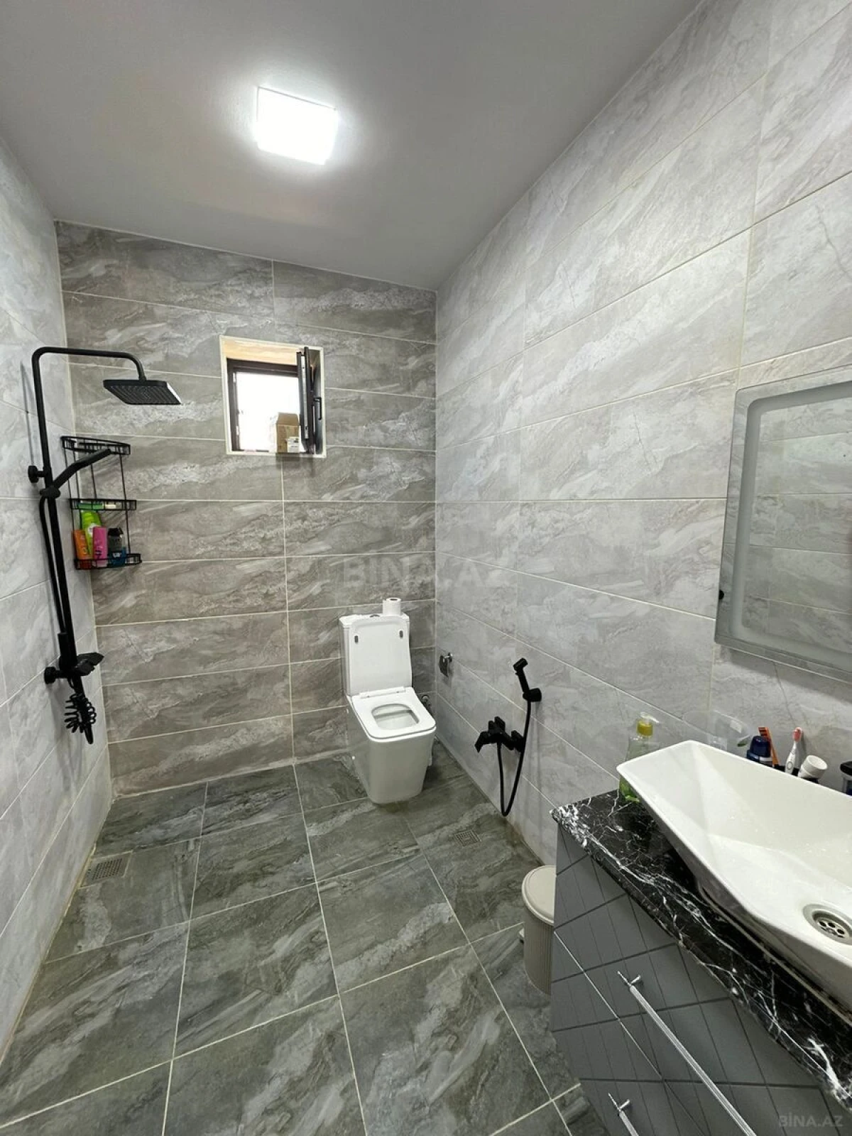 Kirayə verilir 4 otaqlı həyət evi 220 m²