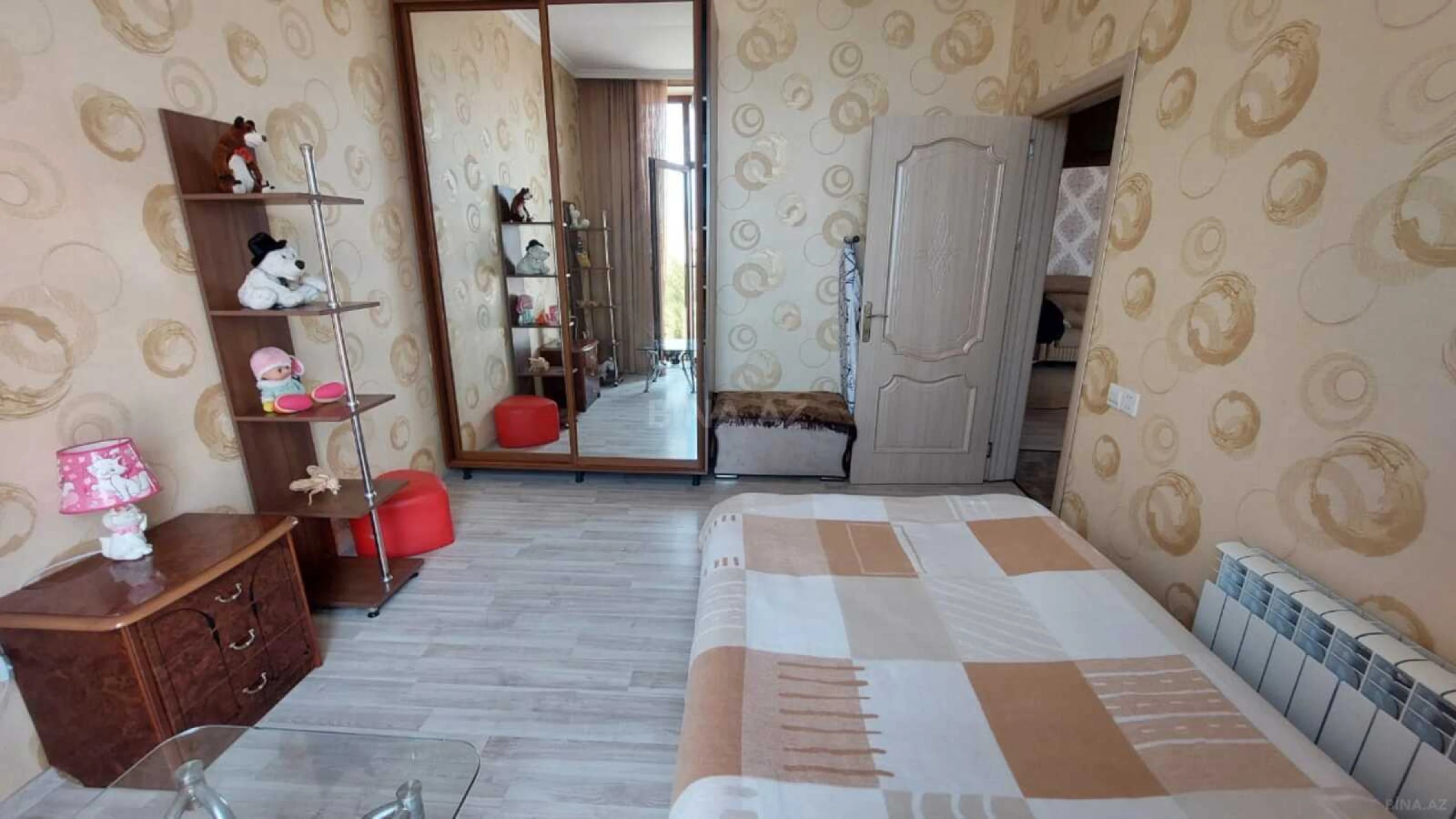 Kirayə verilir 5 otaqlı həyət evi 250 m²
