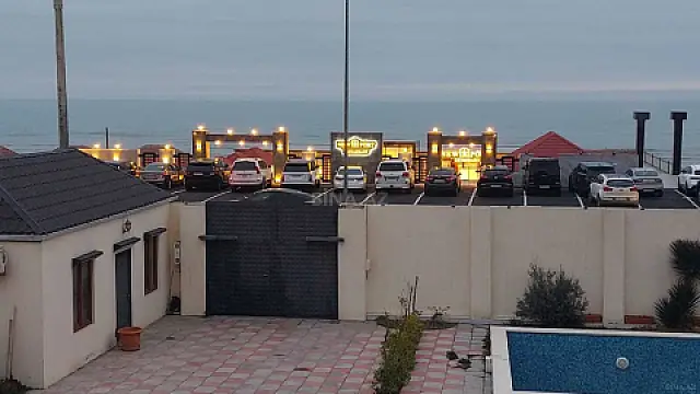 Kirayə verilir 5 otaqlı həyət evi 250 m²