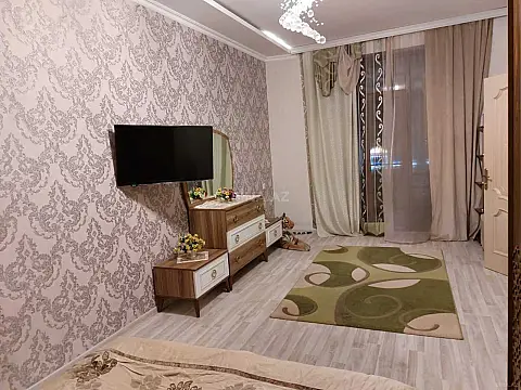 Kirayə verilir 5 otaqlı həyət evi 250 m²