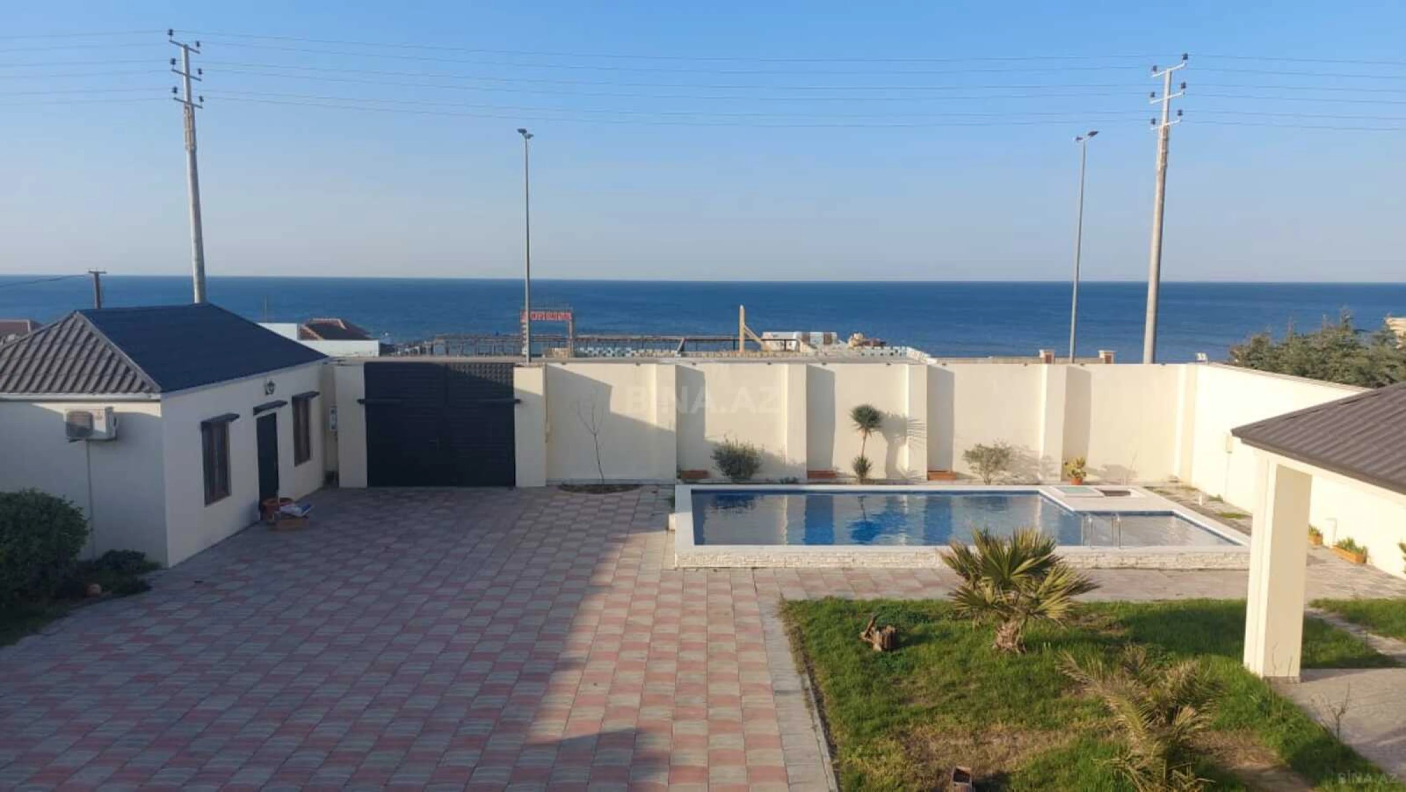 Kirayə verilir 5 otaqlı həyət evi 250 m²