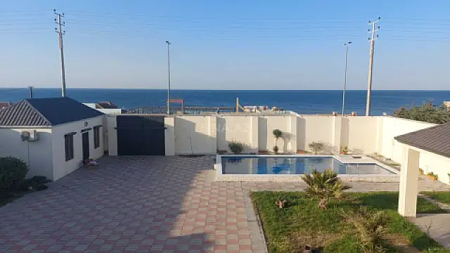 Kirayə verilir 5 otaqlı həyət evi 250 m²