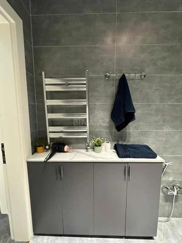 Kirayə verilir 4 otaqlı həyət evi 200 m²