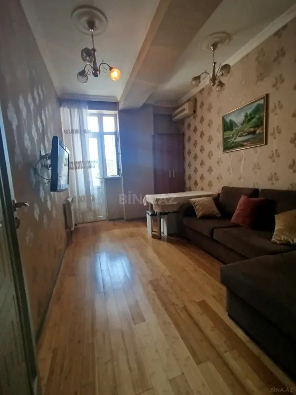 Kirayə verilir 2 otaqlı mənzil 55 m²