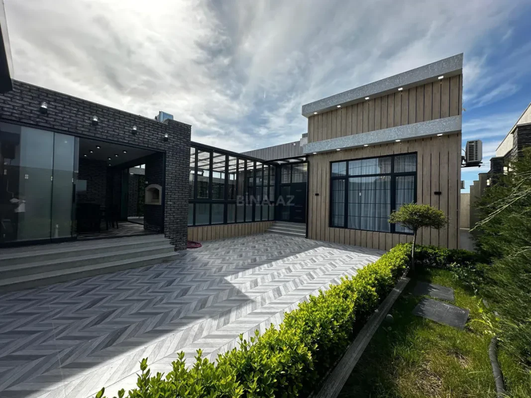 Satılır 4 otaqlı həyət evi 180 m²