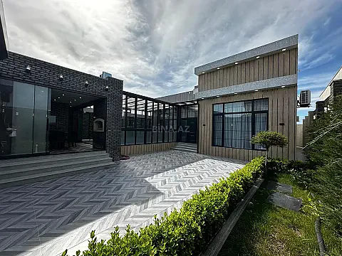 Satılır 4 otaqlı həyət evi 180 m² — Bakı, Mərdəkan 4 otaq 180.00 m²