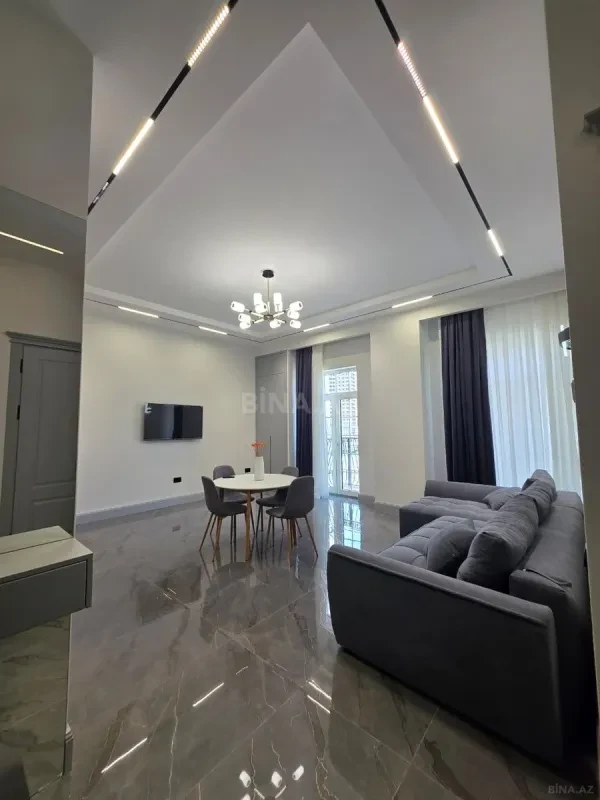 Kirayə verilir 2 otaqlı mənzil 65 m²