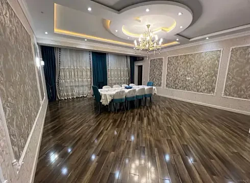 Satılır 4 otaqlı mənzil 180 m² — Bakı 4 otaq 180.00 m²