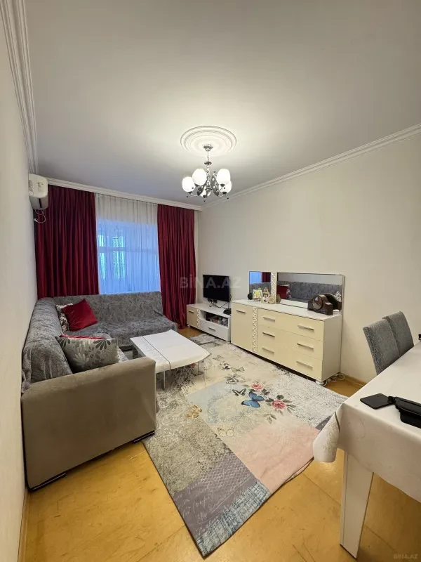Satılır 2 otaqlı mənzil 65 m²
