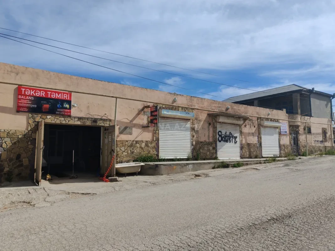 Satılır obyekt 400 m²