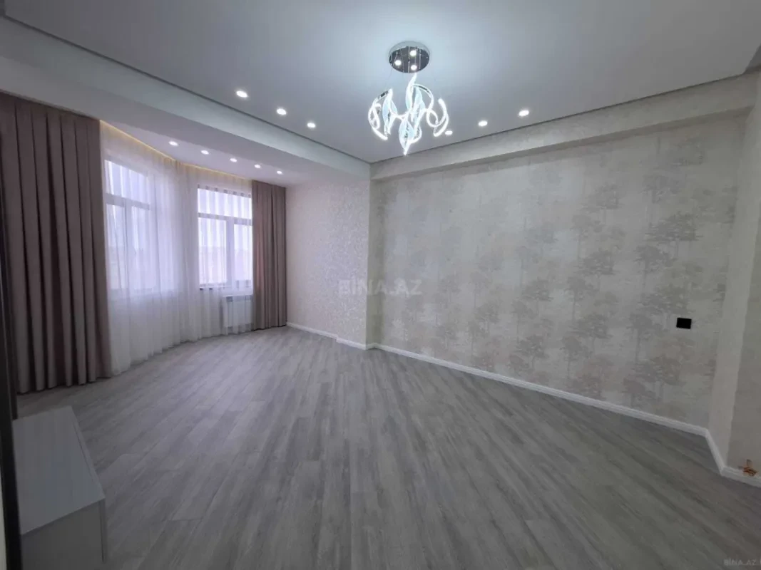 Satılır 2 otaqlı mənzil 67 m²