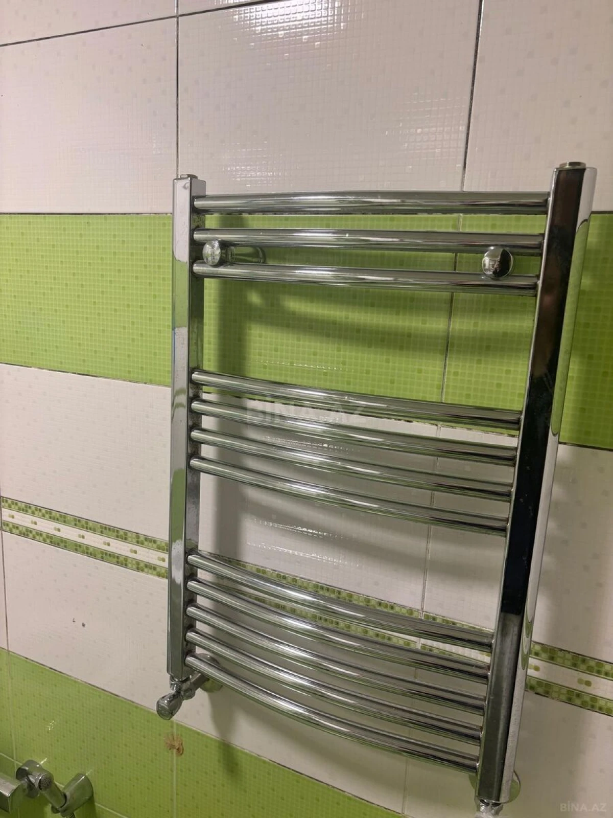 Satılır 2 otaqlı mənzil 75.5 m²