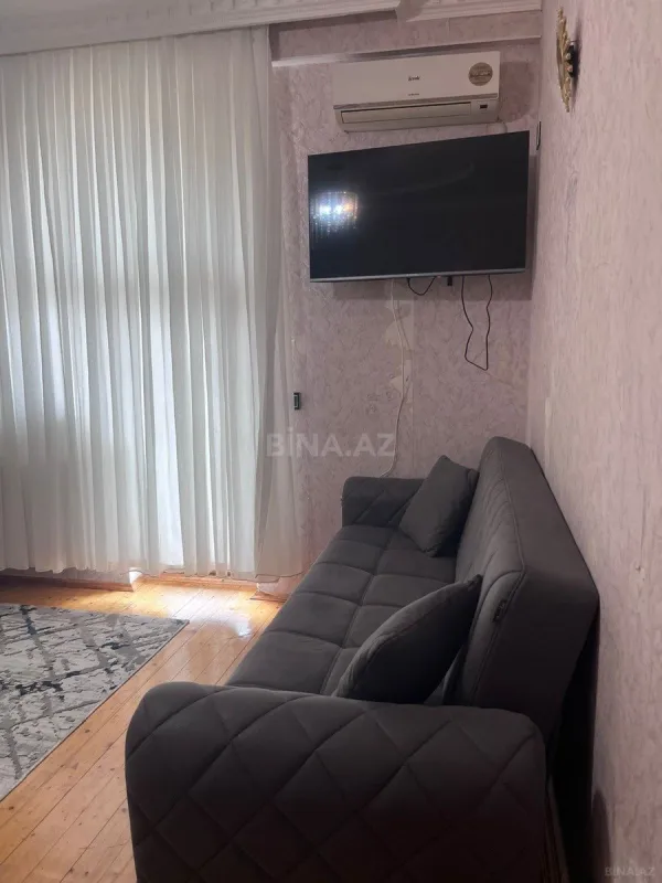 Kirayə verilir 1 otaqlı mənzil 40 m²
