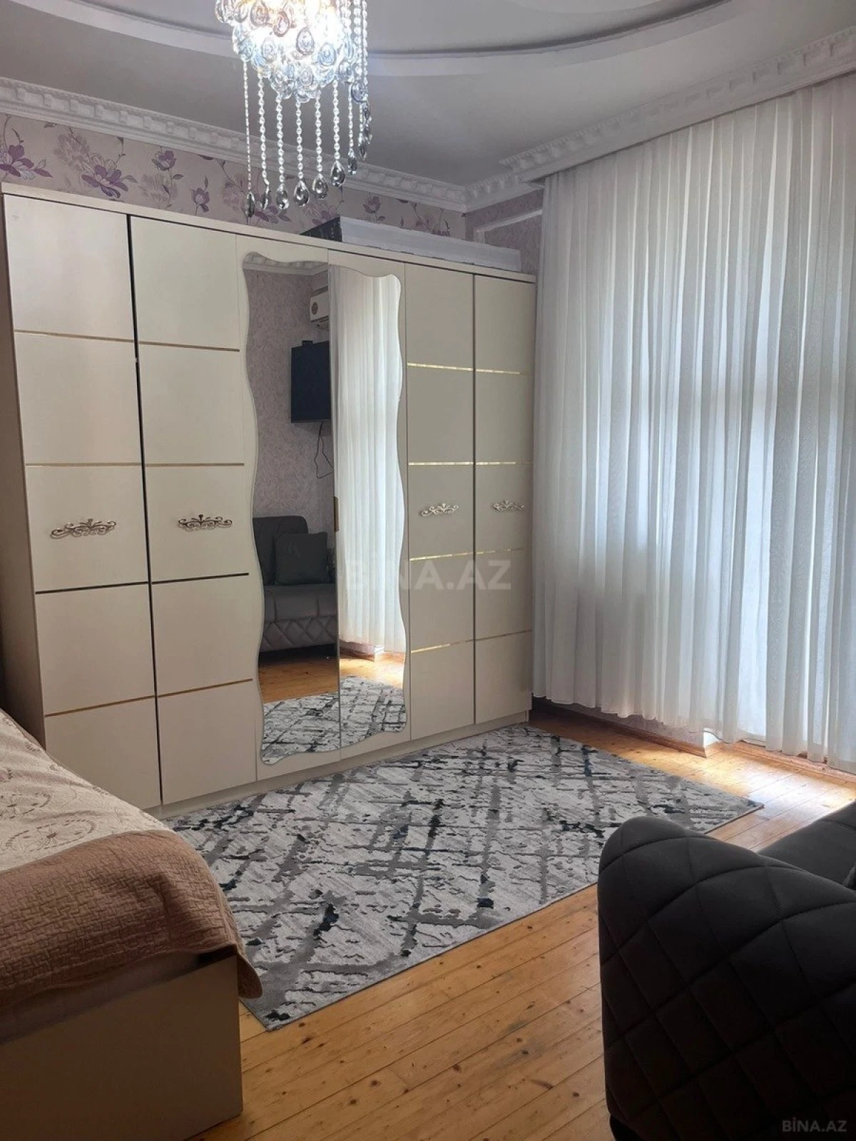 Kirayə verilir 1 otaqlı mənzil 40 m²