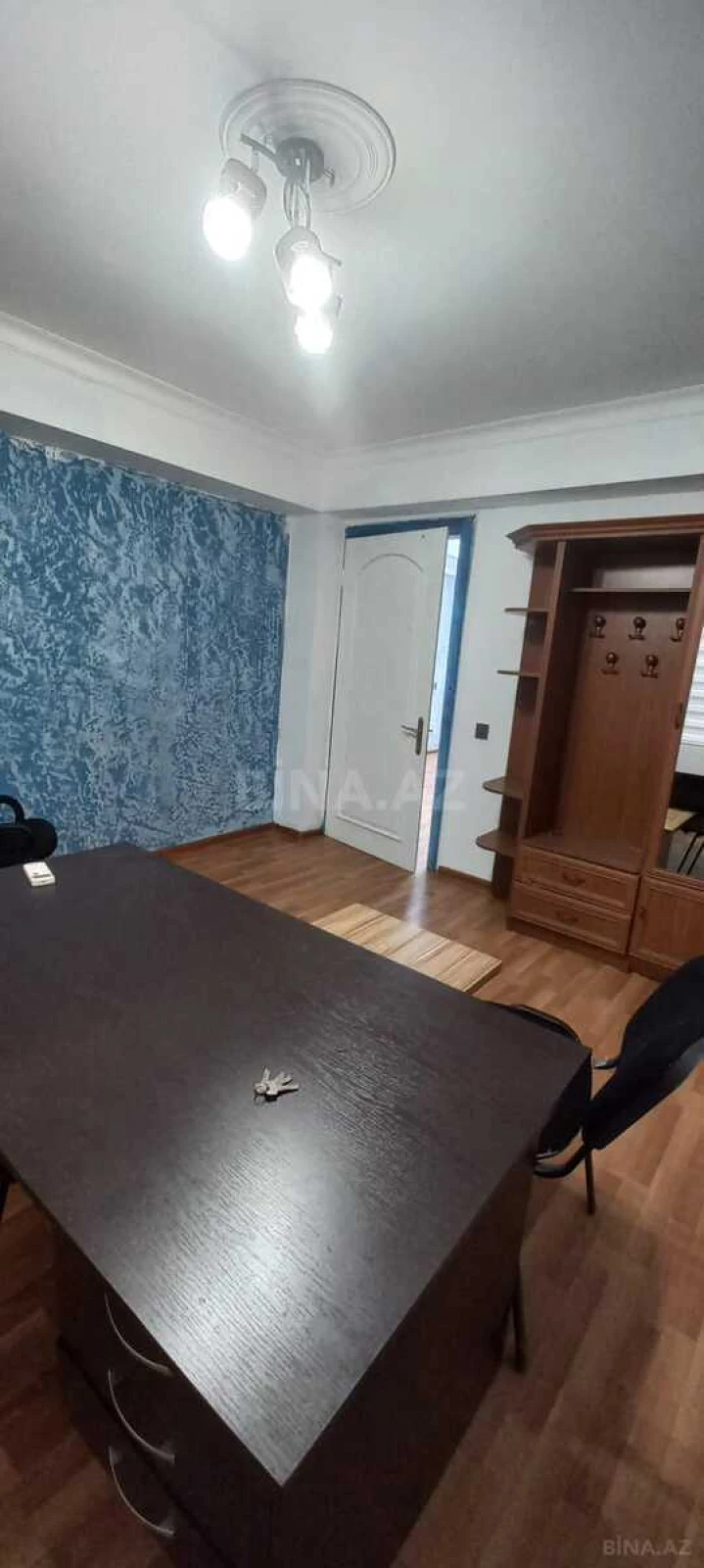 Kirayə verilir 3 otaqlı ofis 130 m²