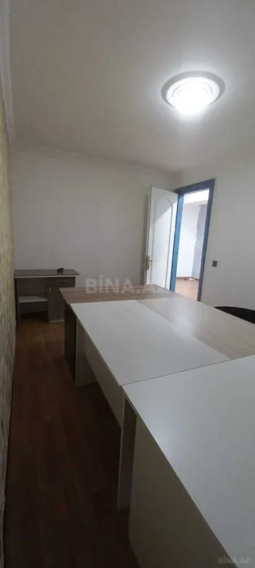 Kirayə verilir 3 otaqlı ofis 130 m²