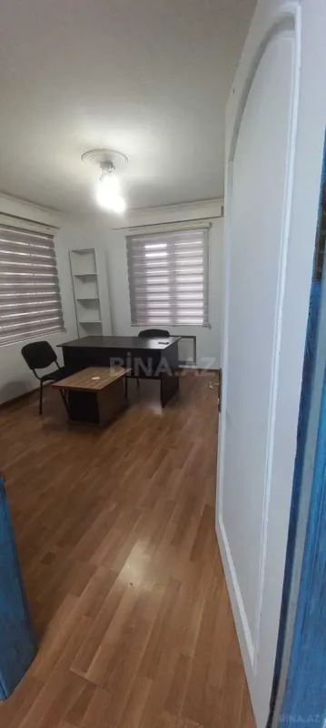 Kirayə verilir 3 otaqlı ofis 130 m²